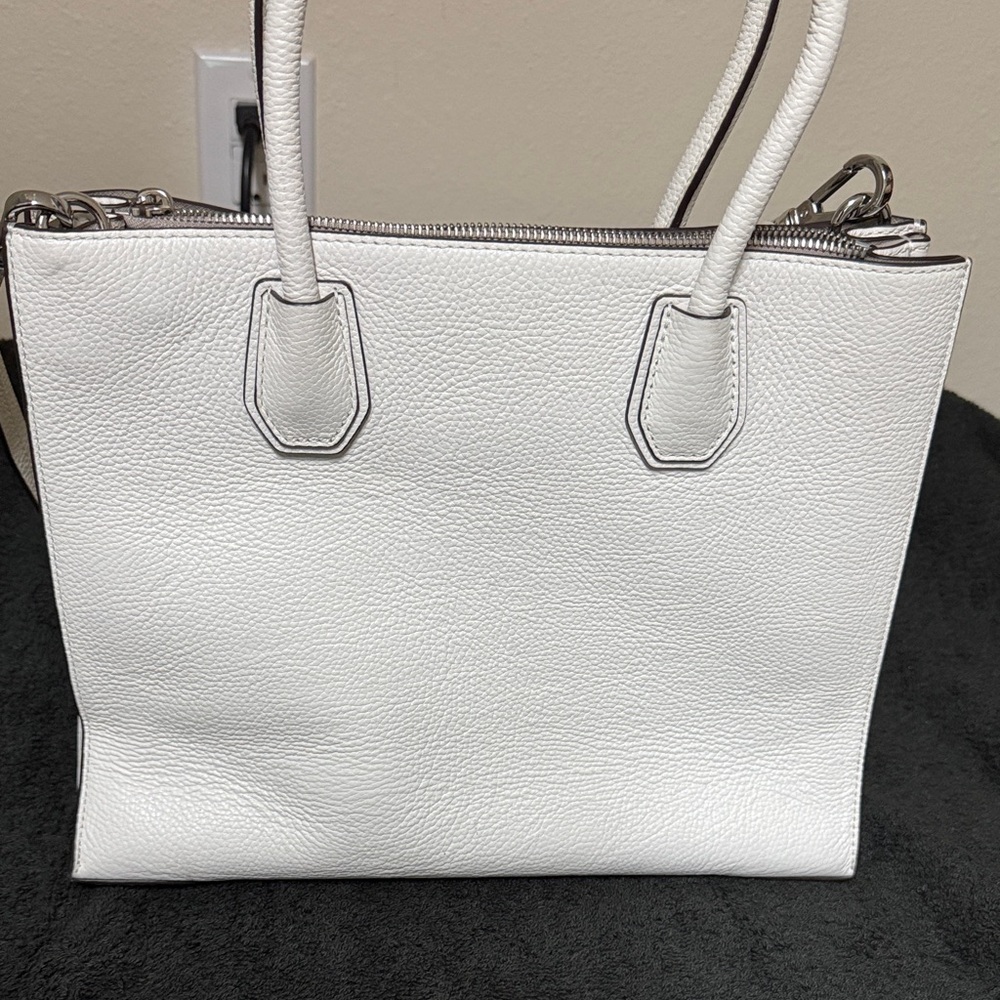 Michael Kors White Pebbled Leather Satchel with Lock Pendant - Picture 3 of 12